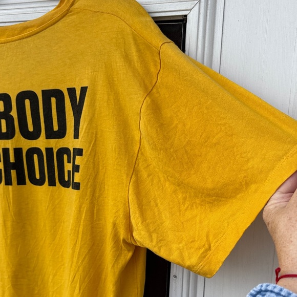 Gucci CHIME Vibrant Yellow MY BODY MY CHOICE T SHIRT-L - Picture 8 of 9
